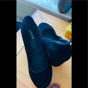 Torrid faux suede heels size 11